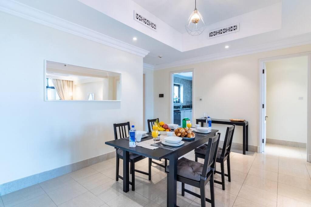 Apartment First Class 3br Blissful Fountain Escape Dubai