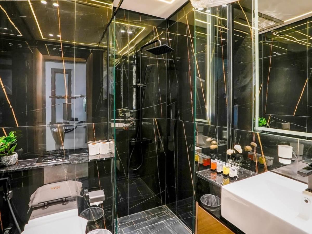 Stylish Jvc 1 Bedroom Sanctuary * Dubai
