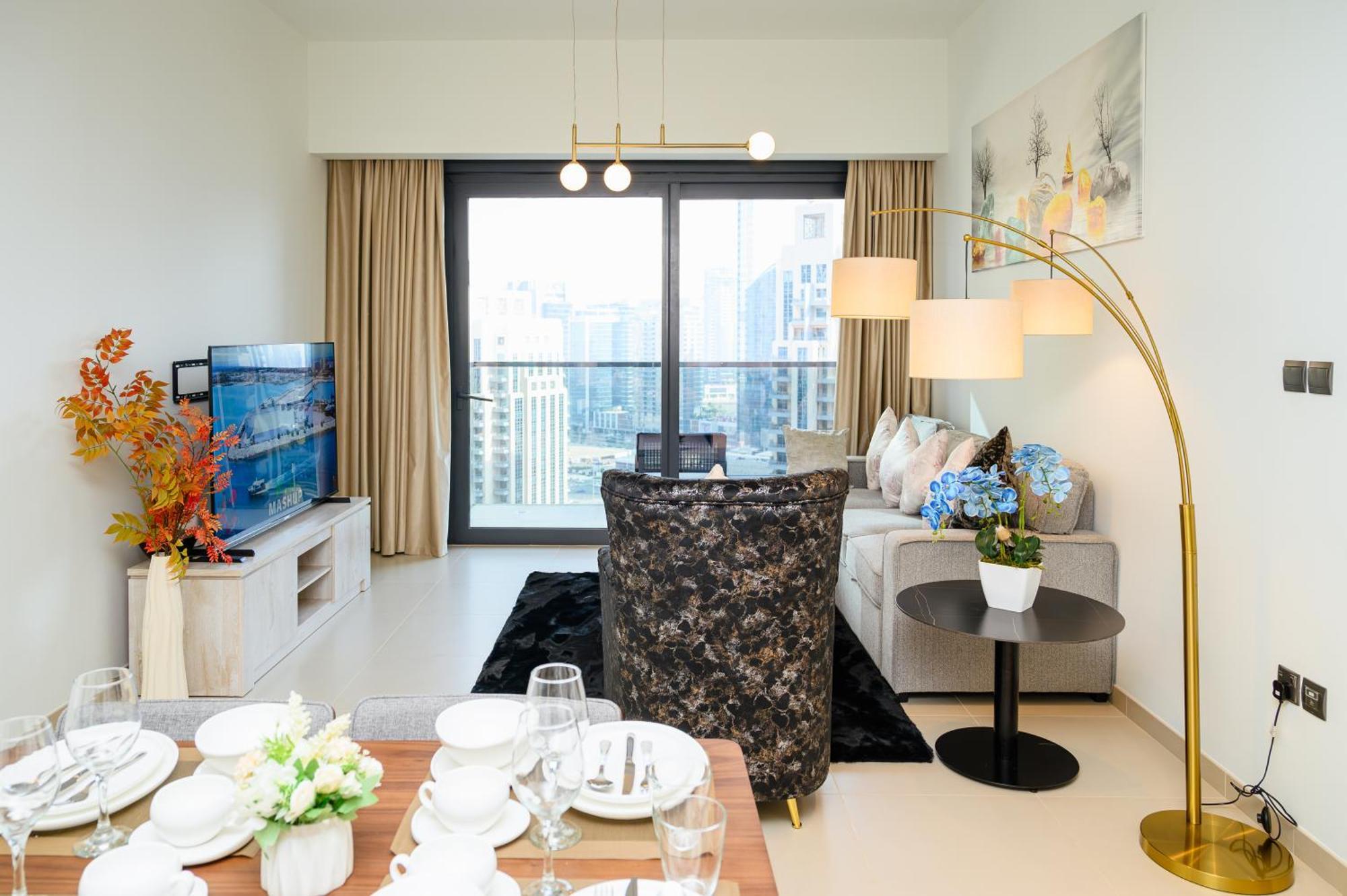Apartment Downtown 2br In Act Towers Near Burj Khalifa *