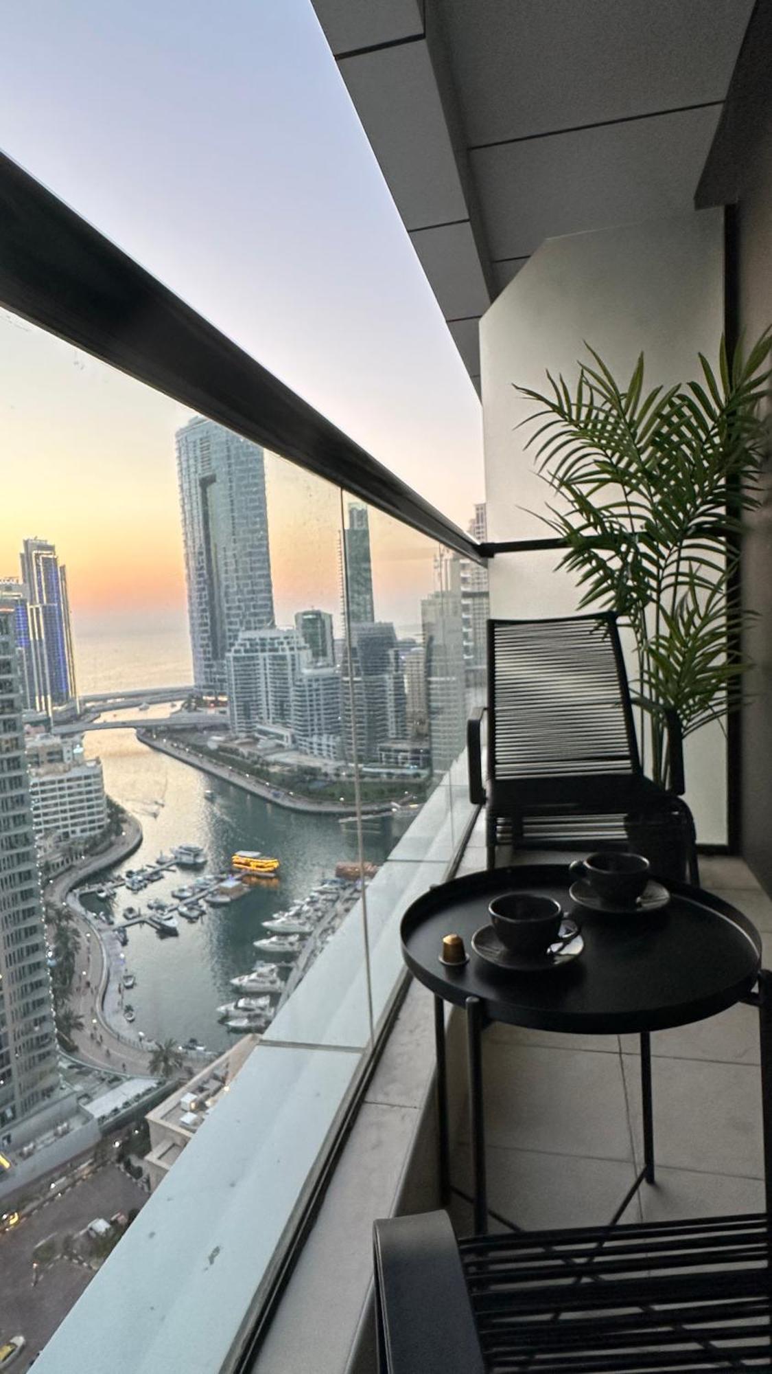 Modern 1br In Marina With Sea View *