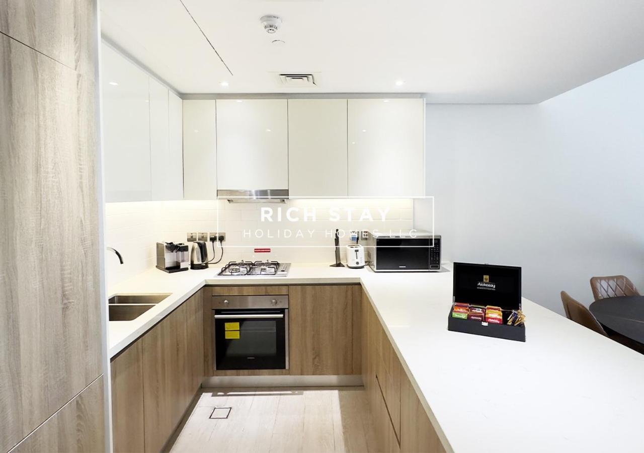 Alluring 2br At Liv Residences In Marina By Rich *