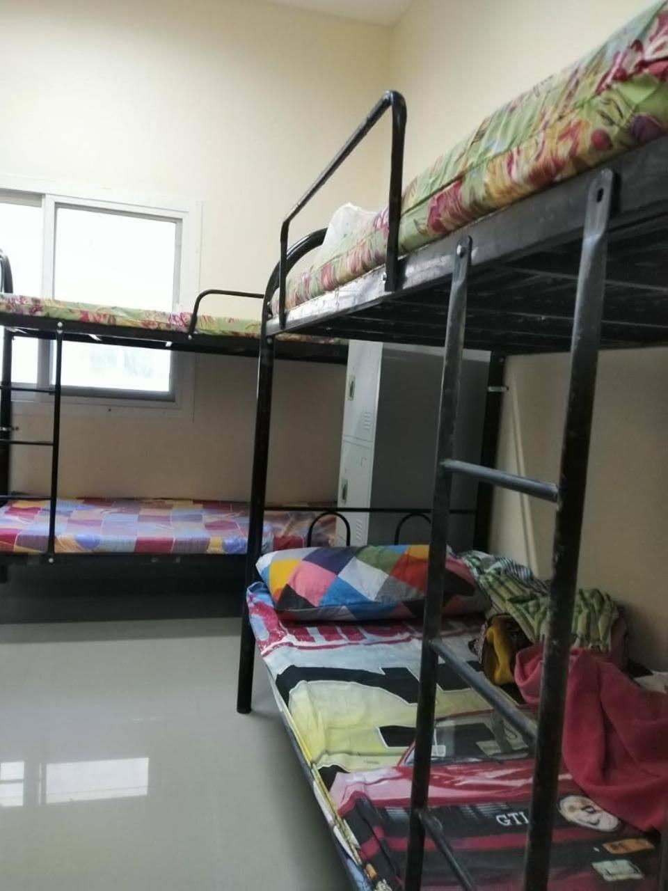 Apartment Sameena's Daily Men Bed Space Dubai