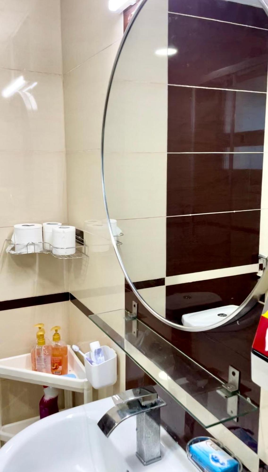 Bright & Cozy 1 Bedroom Canal View In Marina