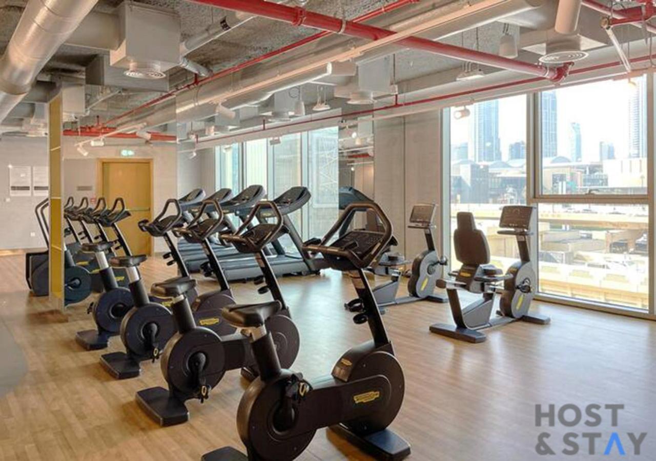 Luxurious 3br With Burj Khalifa Views *