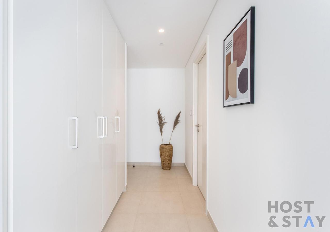 Luxurious 3br With Burj Khalifa Views * Dubai