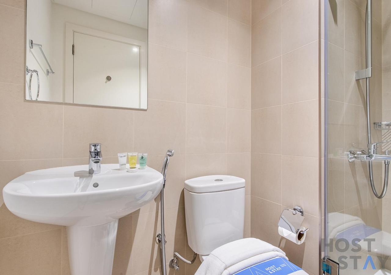Luxurious 3br With Burj Khalifa Views Apartment