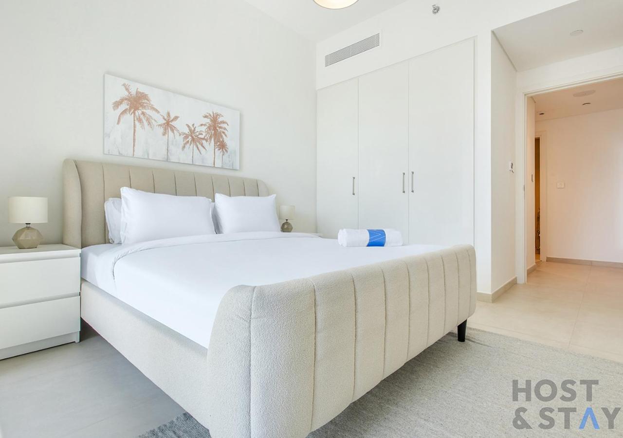 Luxurious 3br With Burj Khalifa Views