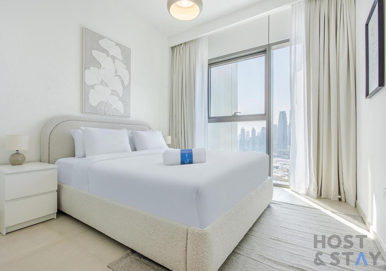 Luxurious 3br With Burj Khalifa Views Dubai
