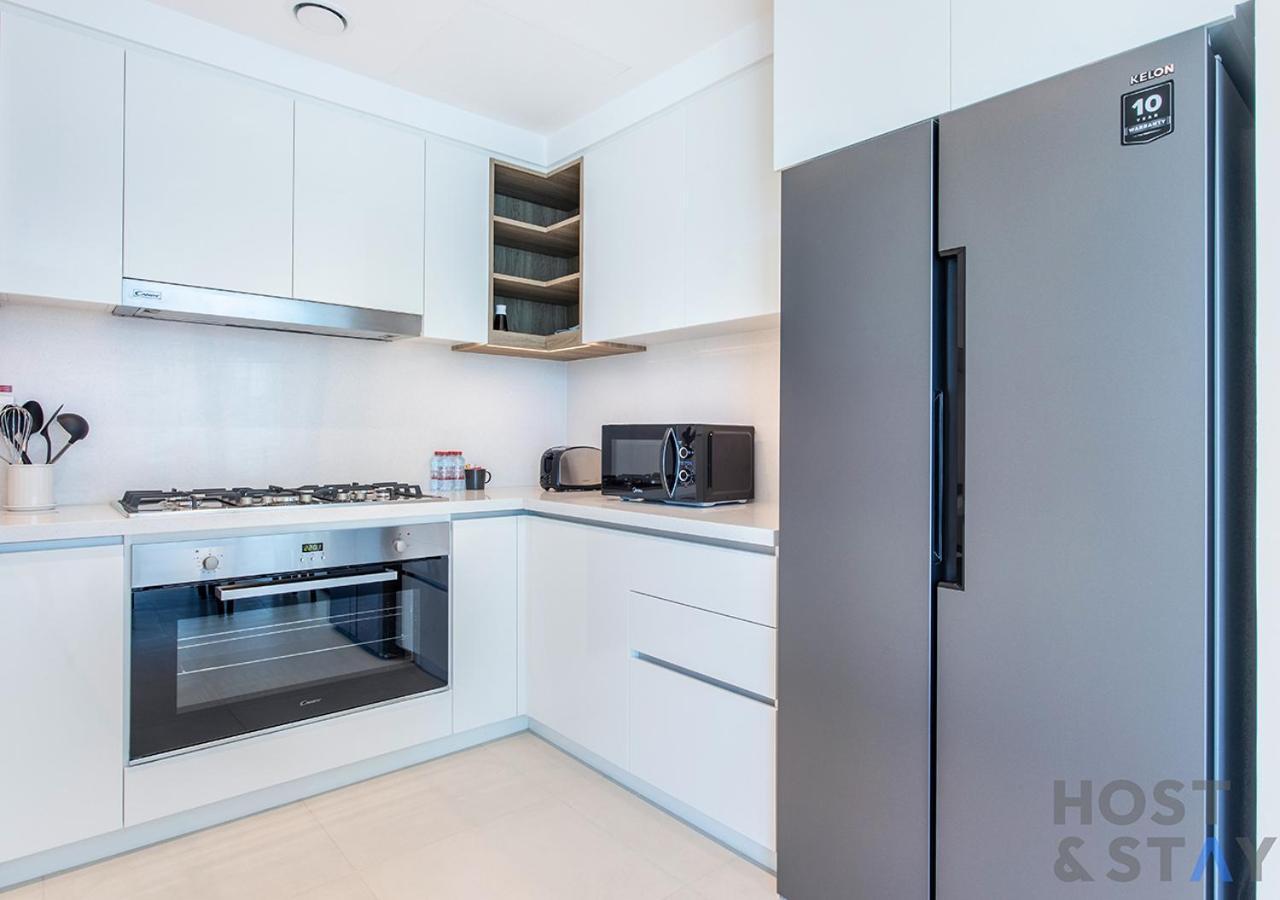 Luxurious 3br With Burj Khalifa Views * Dubai
