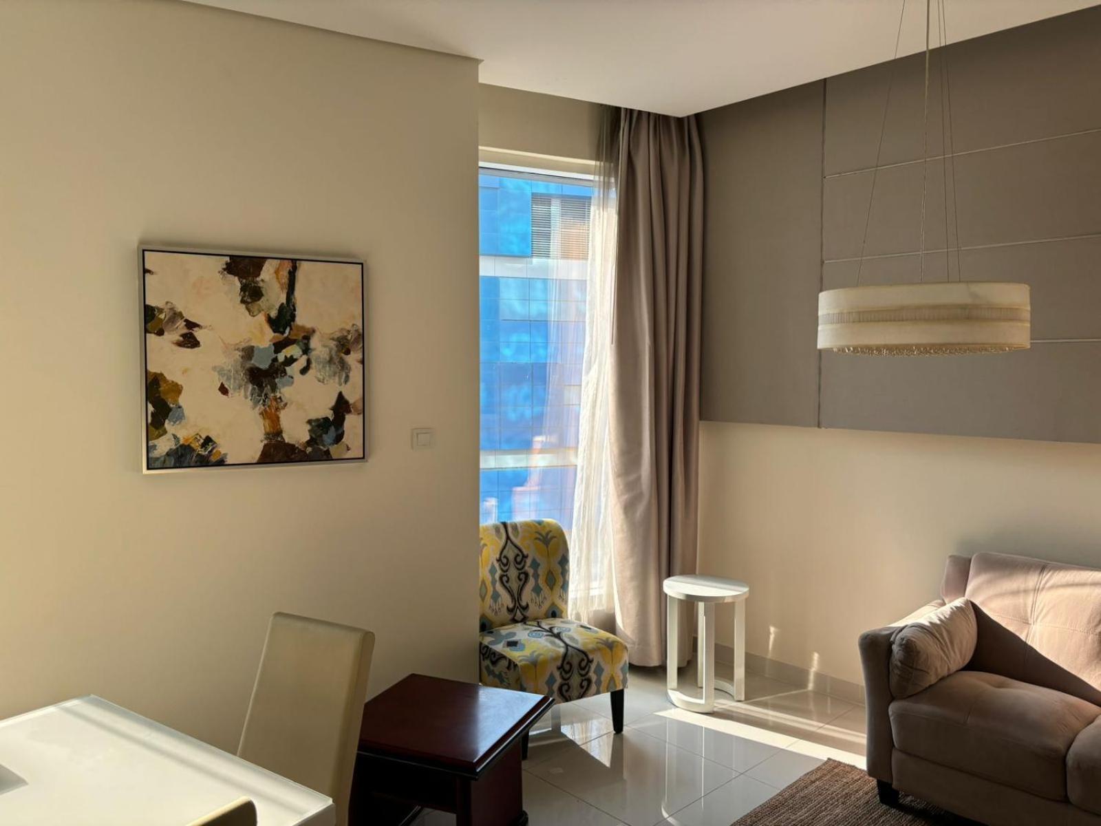Apartment Tower, Al Tahani Street, Downtown - Business Bay *
