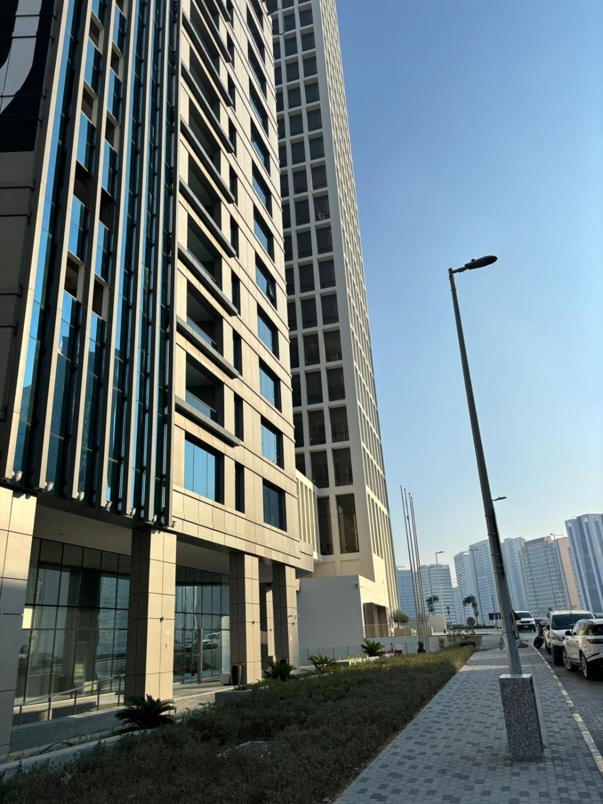 Tower, Al Tahani Street, Downtown - Business Bay Apartment Dubai