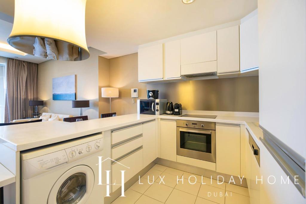 Lux The Emaar Fashion Avenue 2 * Dubai