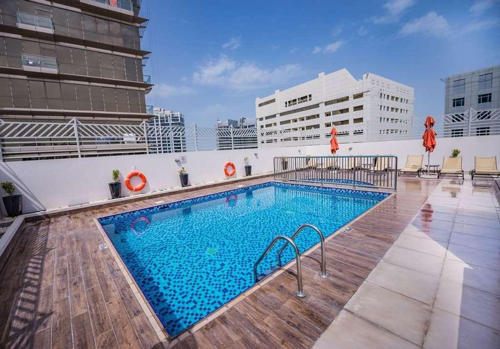 Hotel Mena Plaza Albarsha At The Mall 4*