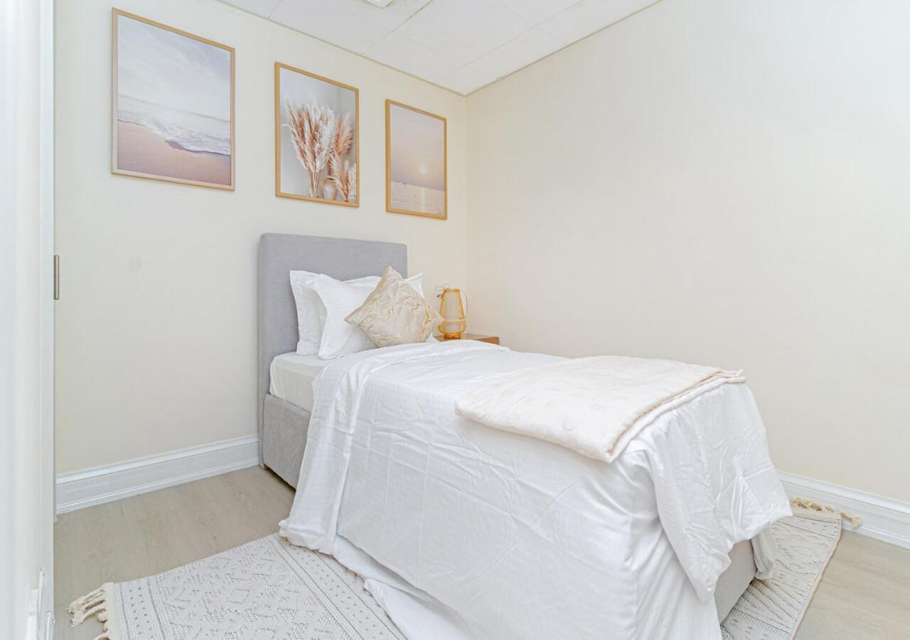 Apartment Savis Home- Stunning & Vibrant Marina Dubai