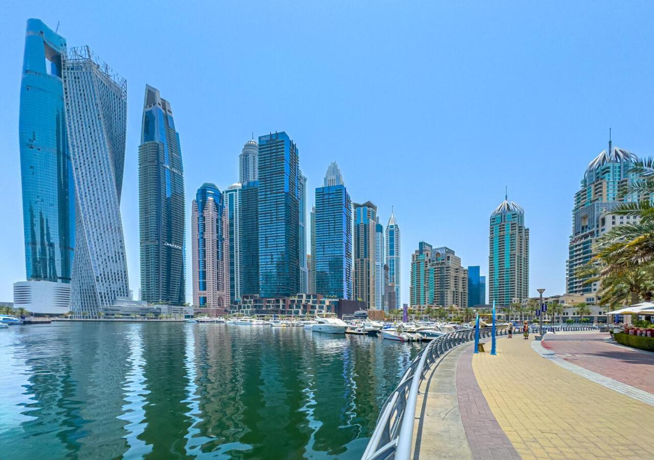 Savis Home- Stunning & Vibrant Marina Dubai