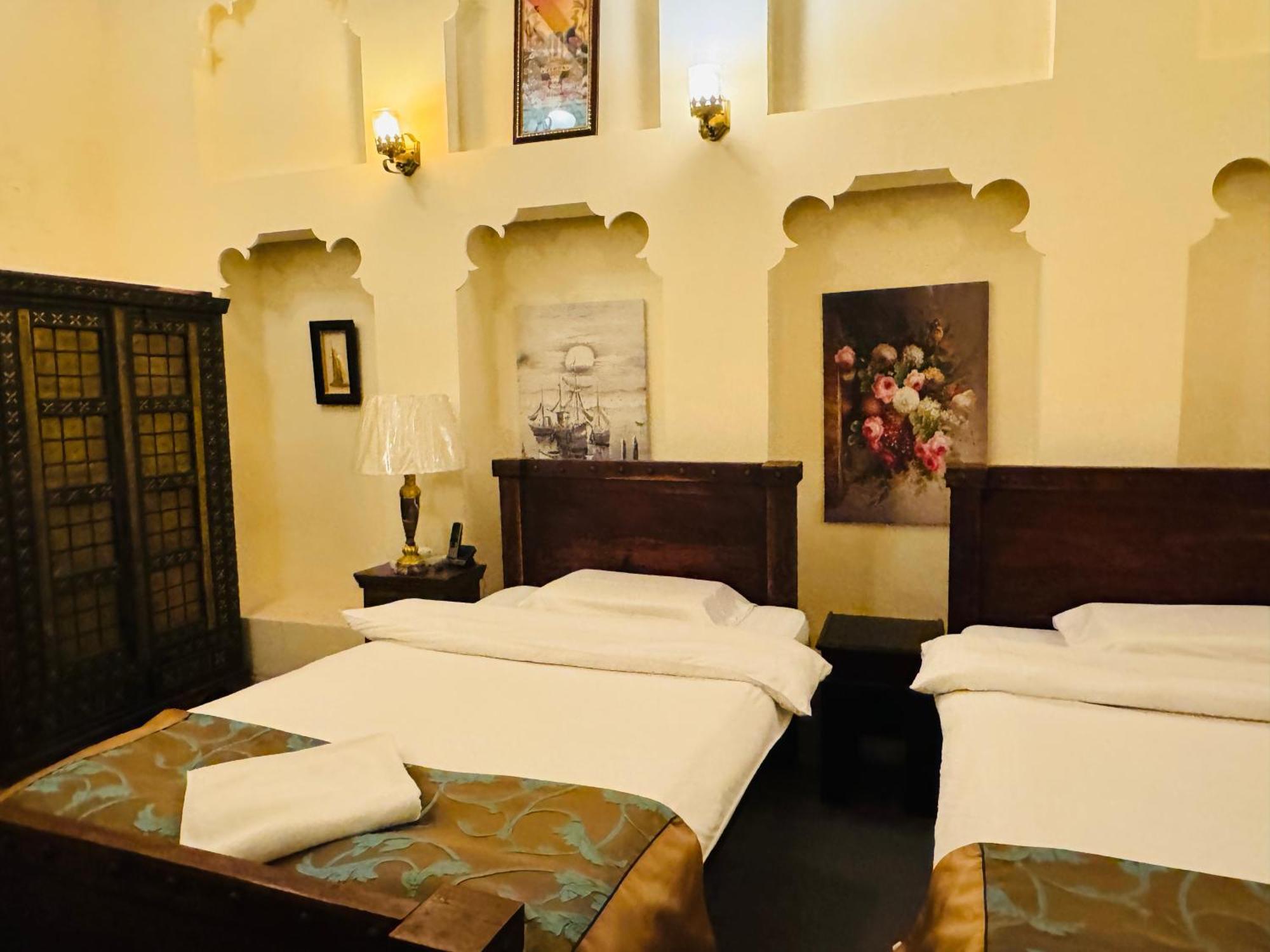 Heritage Guest house *