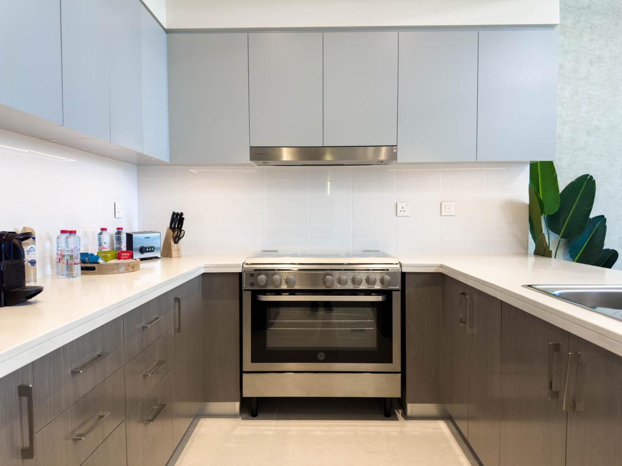 Naseem - Downtown Gem 4br Apt: Burj View Bliss Apartment Dubai