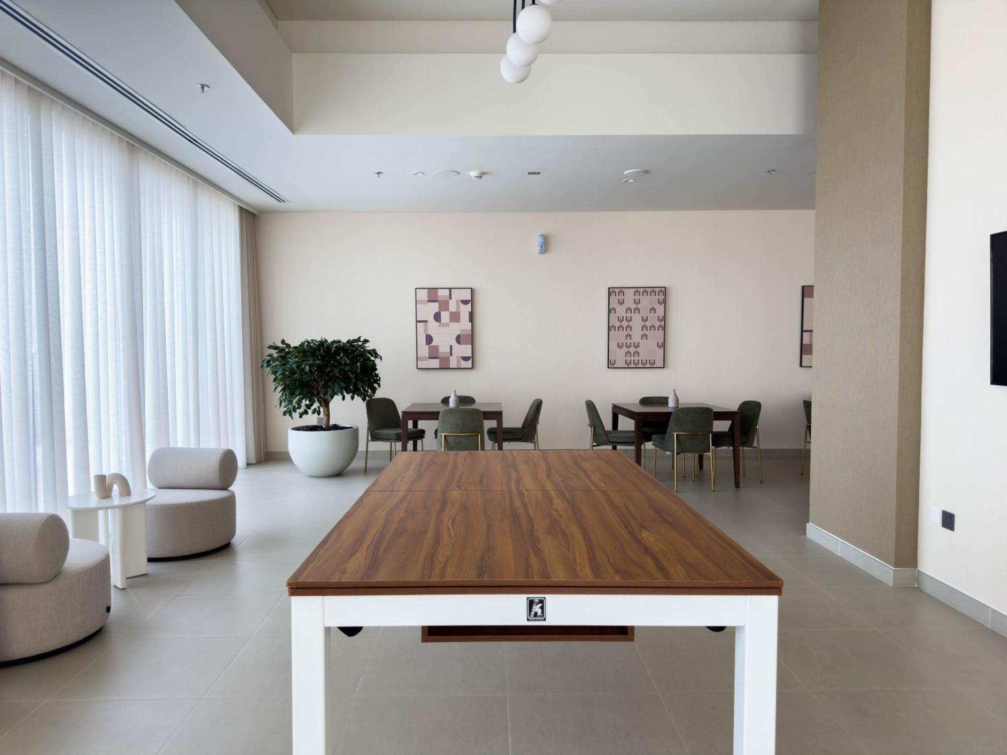 Naseem - Downtown Gem 4br Apt: Burj View Bliss * Dubai