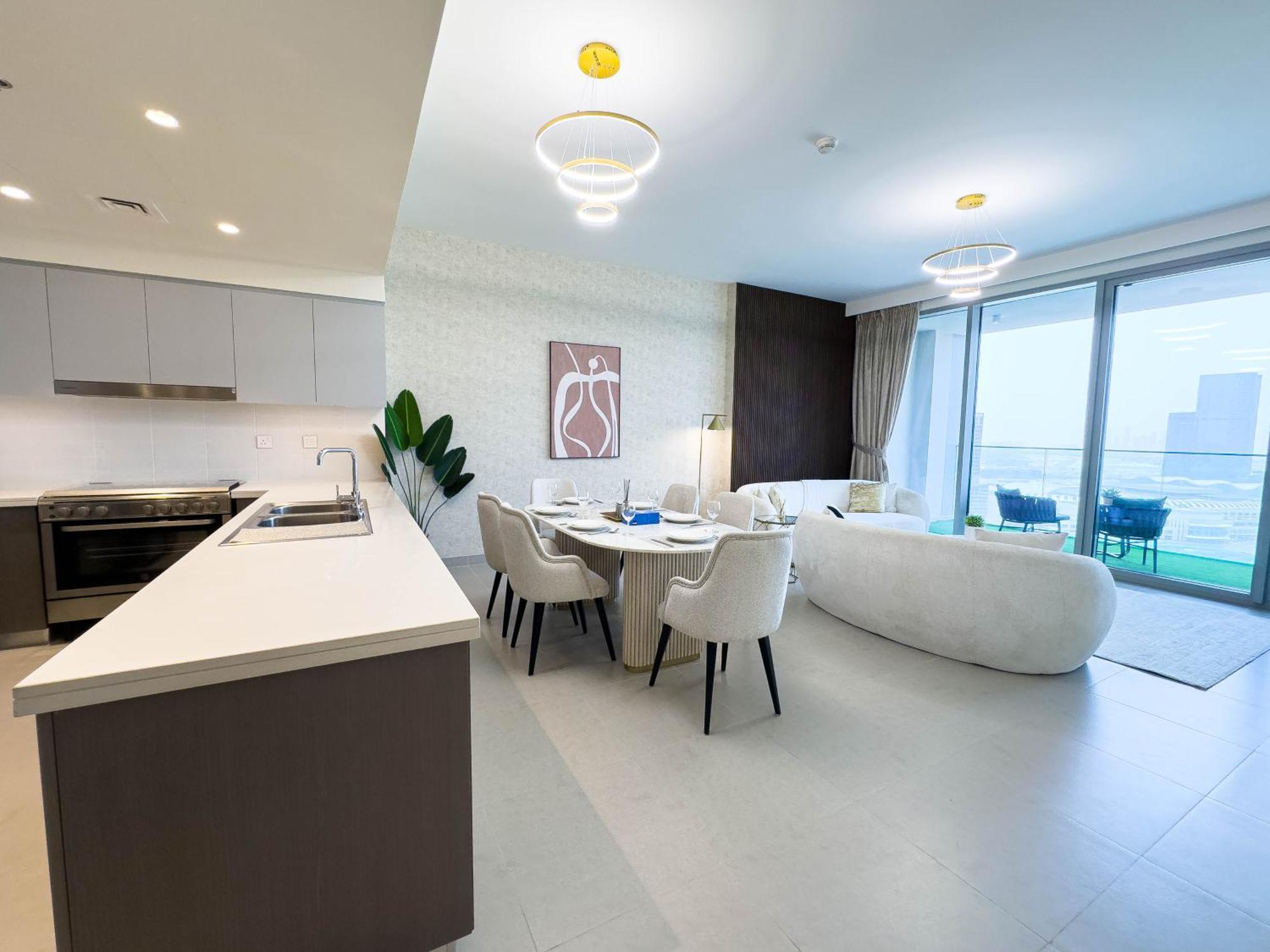 Naseem - Downtown Gem 4br Apt: Burj View Bliss *
