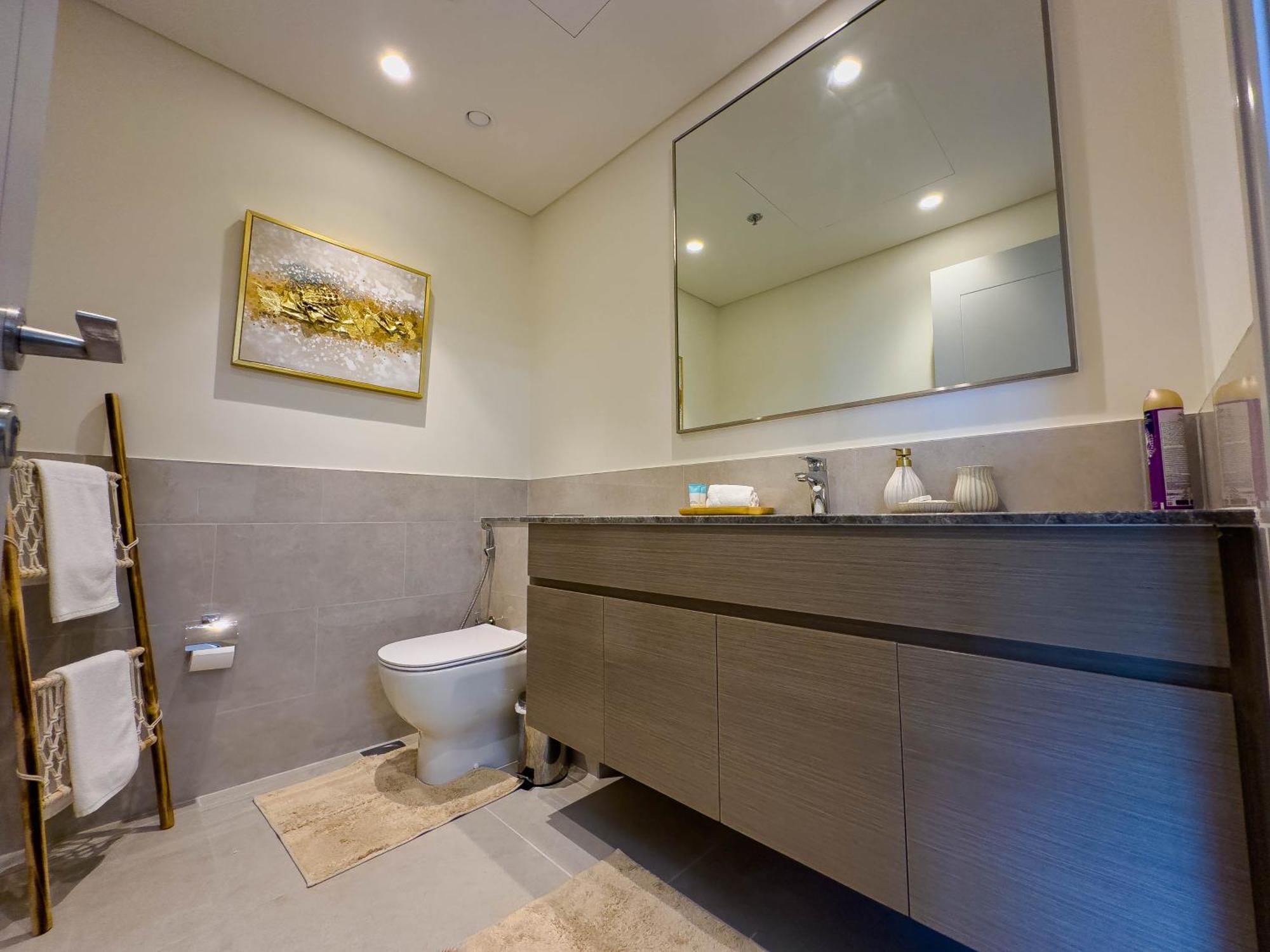 Naseem - Downtown Gem 4br Apt: Burj View Bliss
