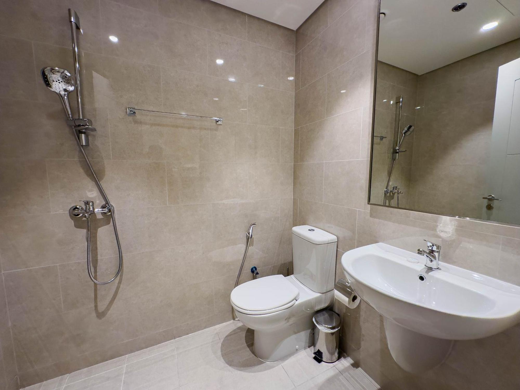 Naseem - Downtown Gem 4br Apt: Burj View Bliss * Dubai