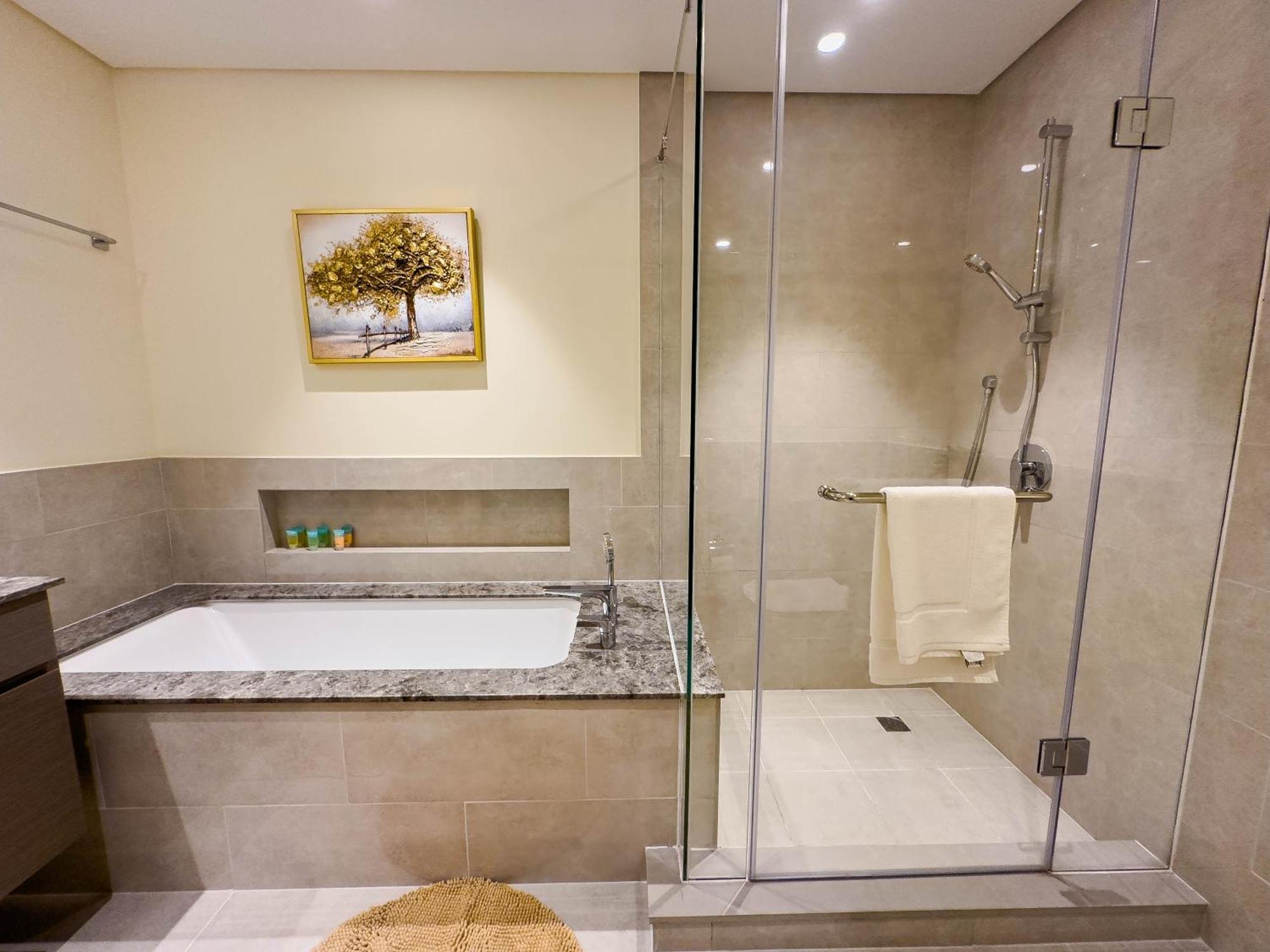Apartment Naseem - Downtown Gem 4br Apt: Burj View Bliss Dubai