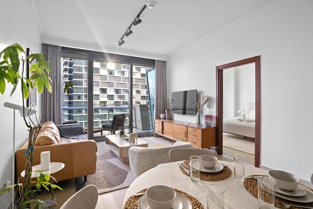 First Class 1br Iconic Cityscape Haven *