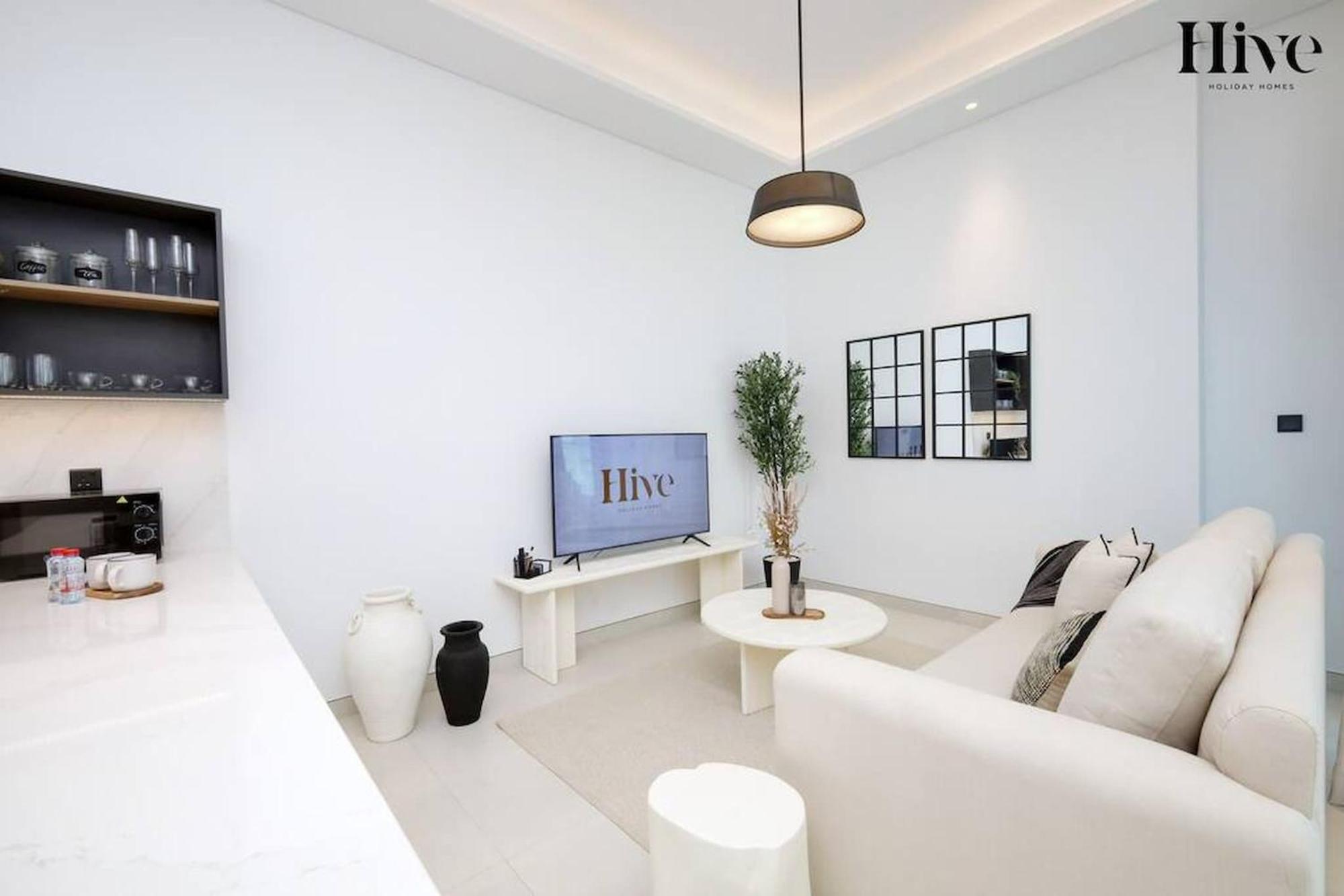 7 By Aurora 203 Apartment Dubai