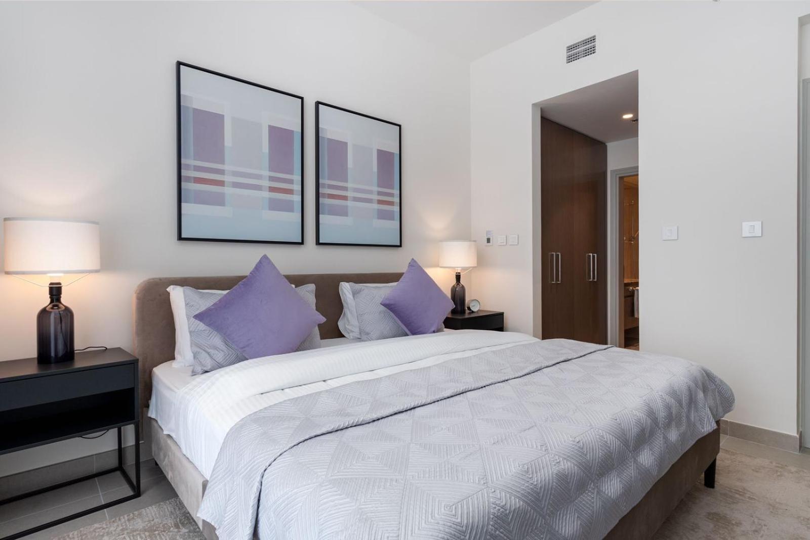 Luxury Escapes - Stylish 2br With View In Downtown Apartment *
