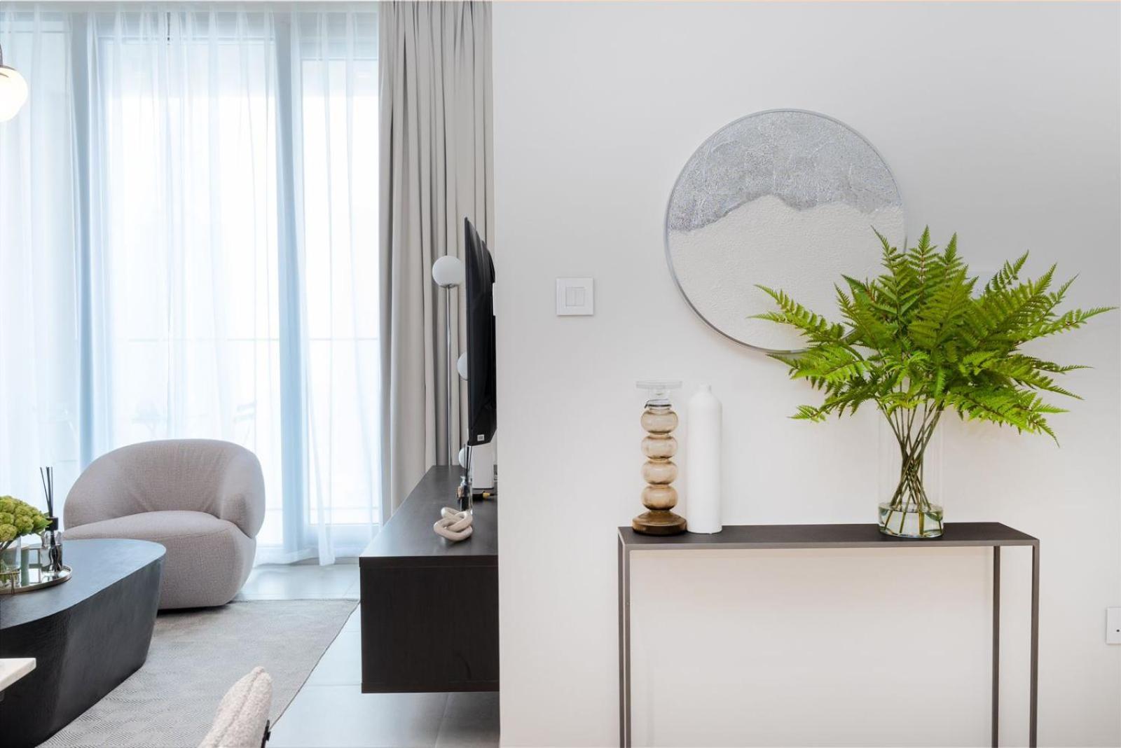 Apartment Luxury Escapes - Stylish 2br With View In Downtown *
