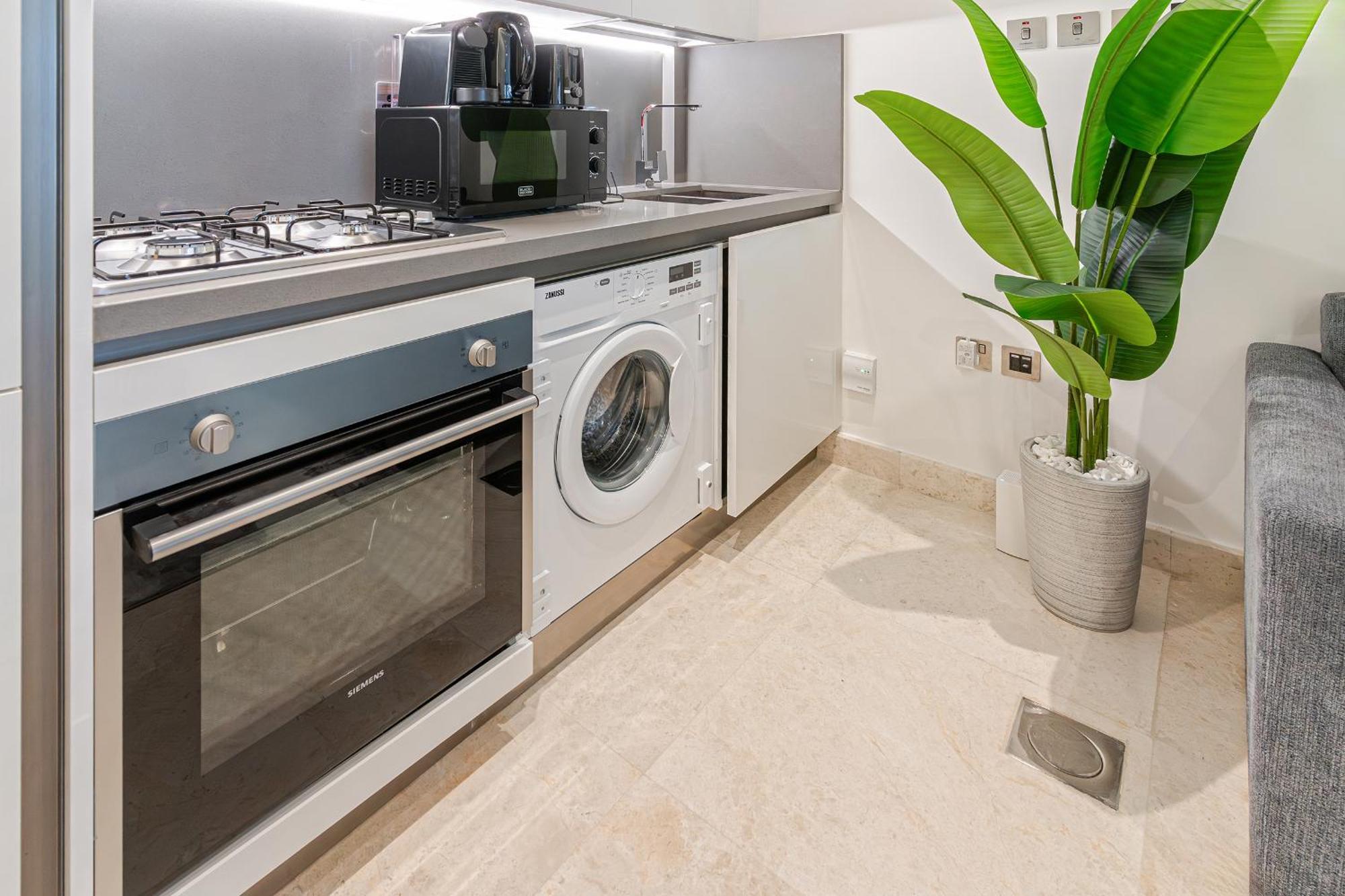 Apartment Lux In Downtown In The Sterling By Omniyat *