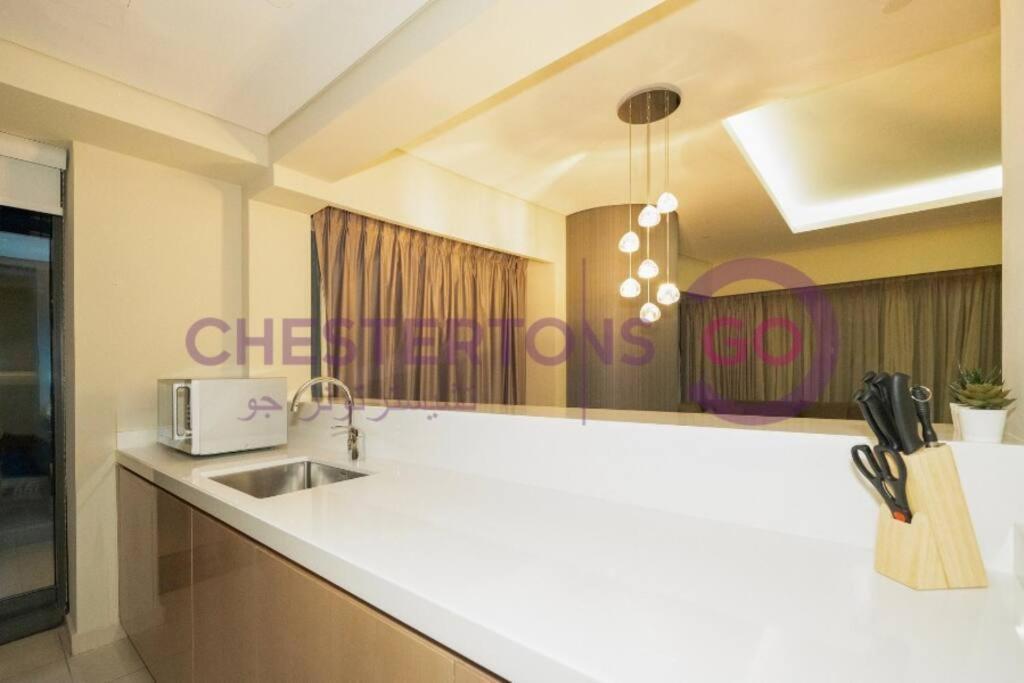 Apartment Chestertons Go - Damac Paramount Towers - Business Bay
