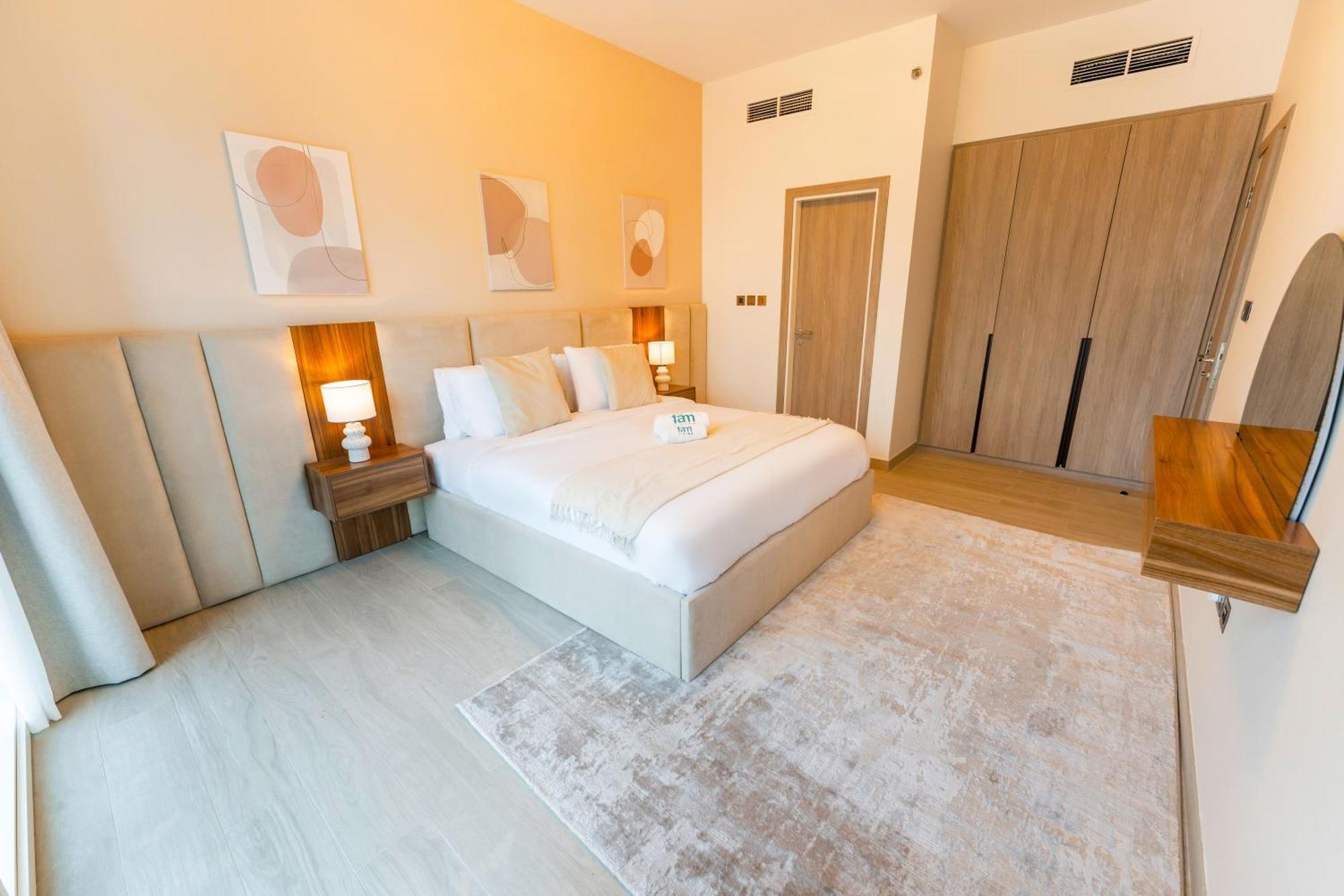 Fam Living - Me Do Re Tower - Brandnew 1bedroom Apartment Dubai