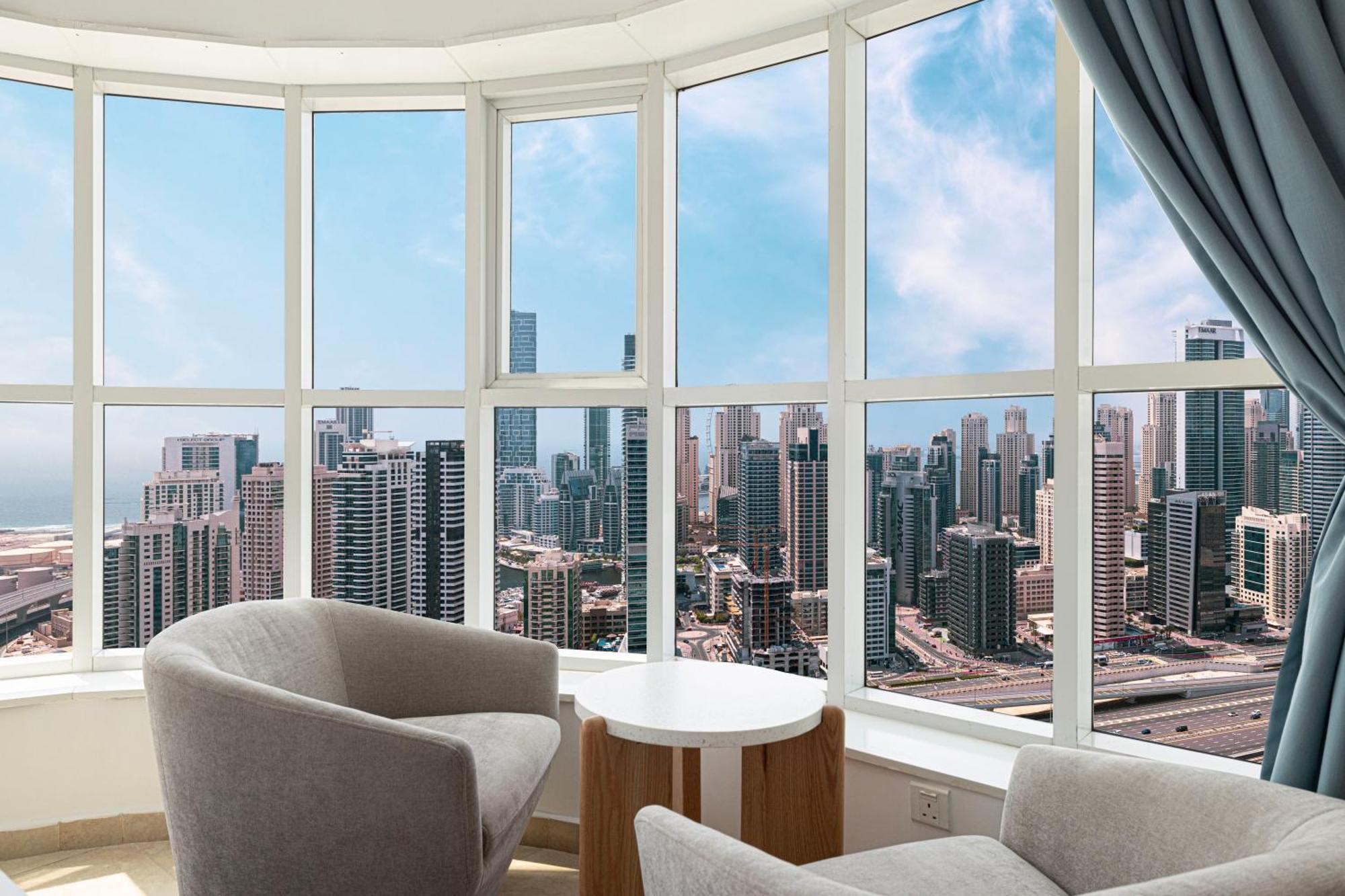 Stunning Panoramic Sea & Marina Skyline View Apartment Dubai