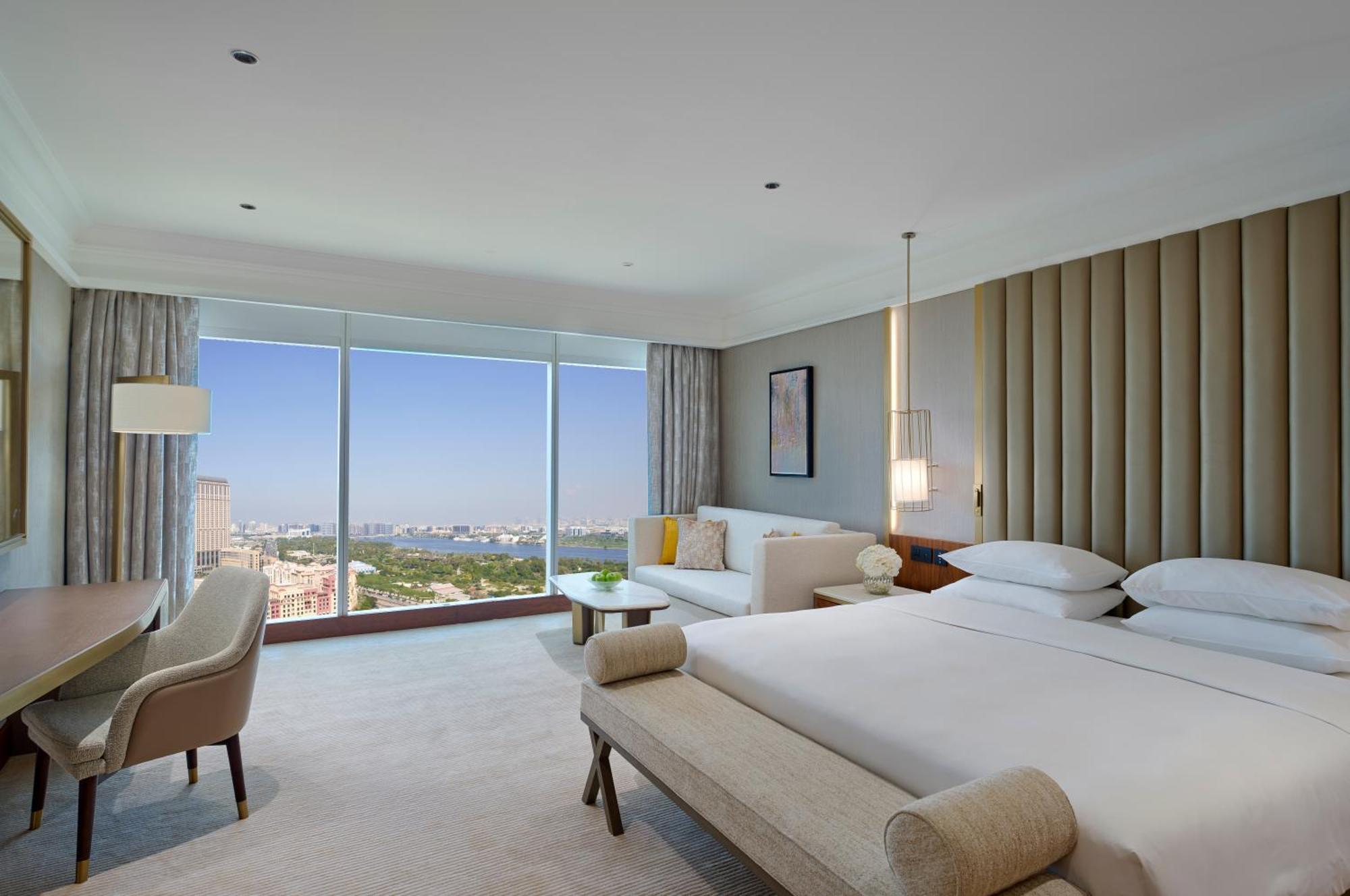 Grand Hyatt Hotel 5*