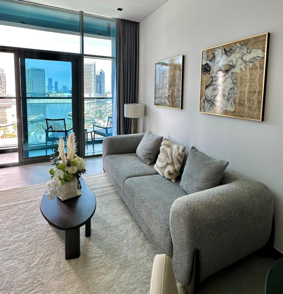 Apartment Quite Luxury Burj Khalifa View *