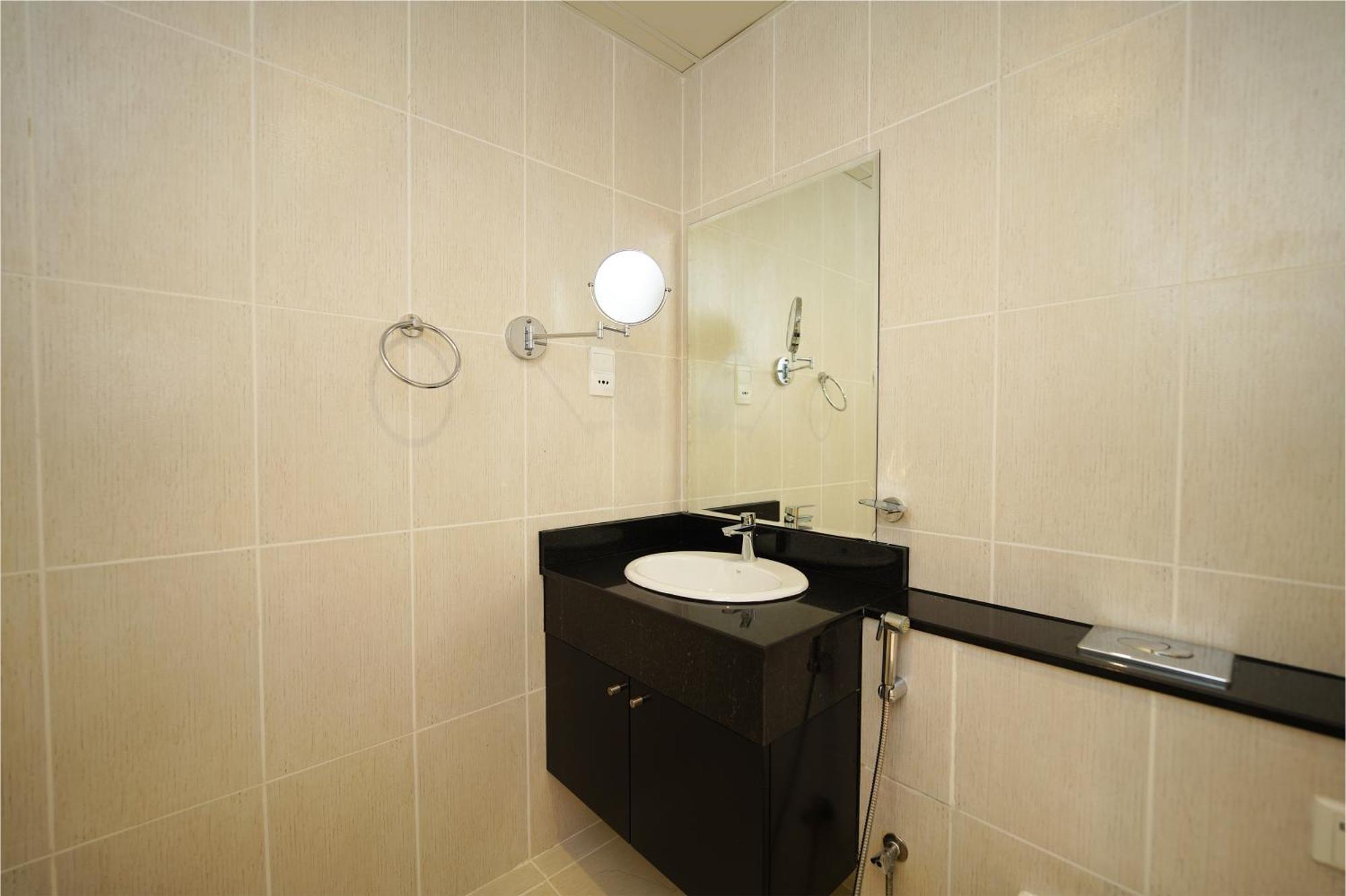 Brown Stone Homes Jvc *