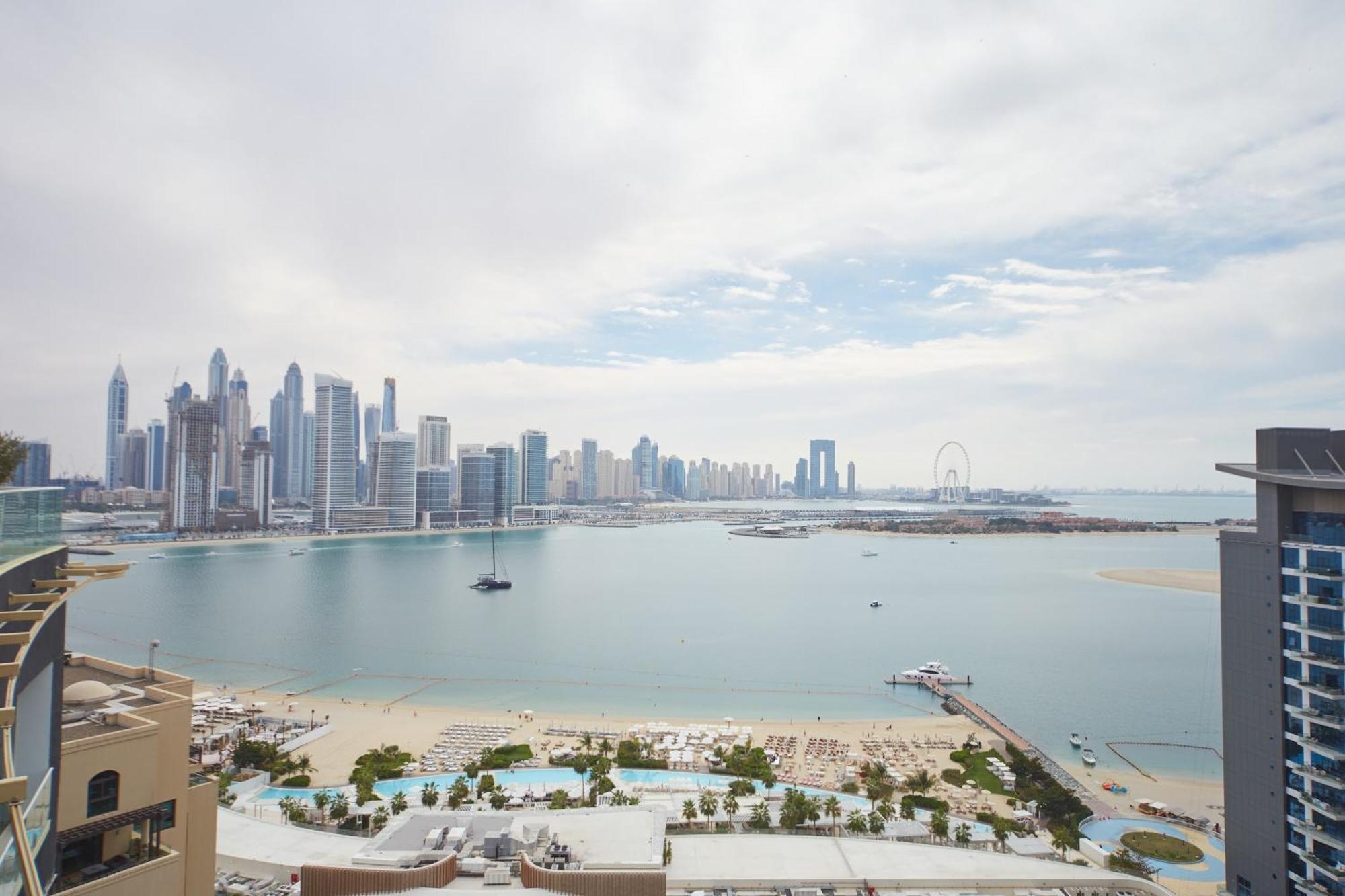 Comfy Stylish On The Palm Apartment Dubai