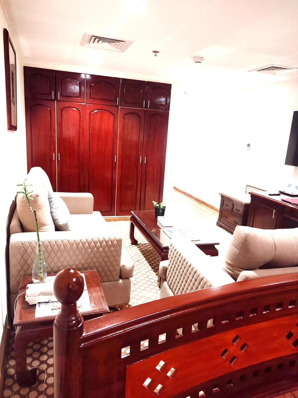 York International 3* Dubai