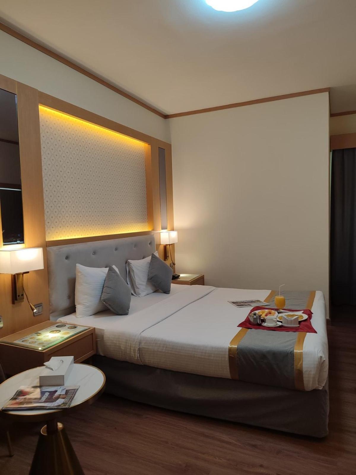 Hotel York International 3*