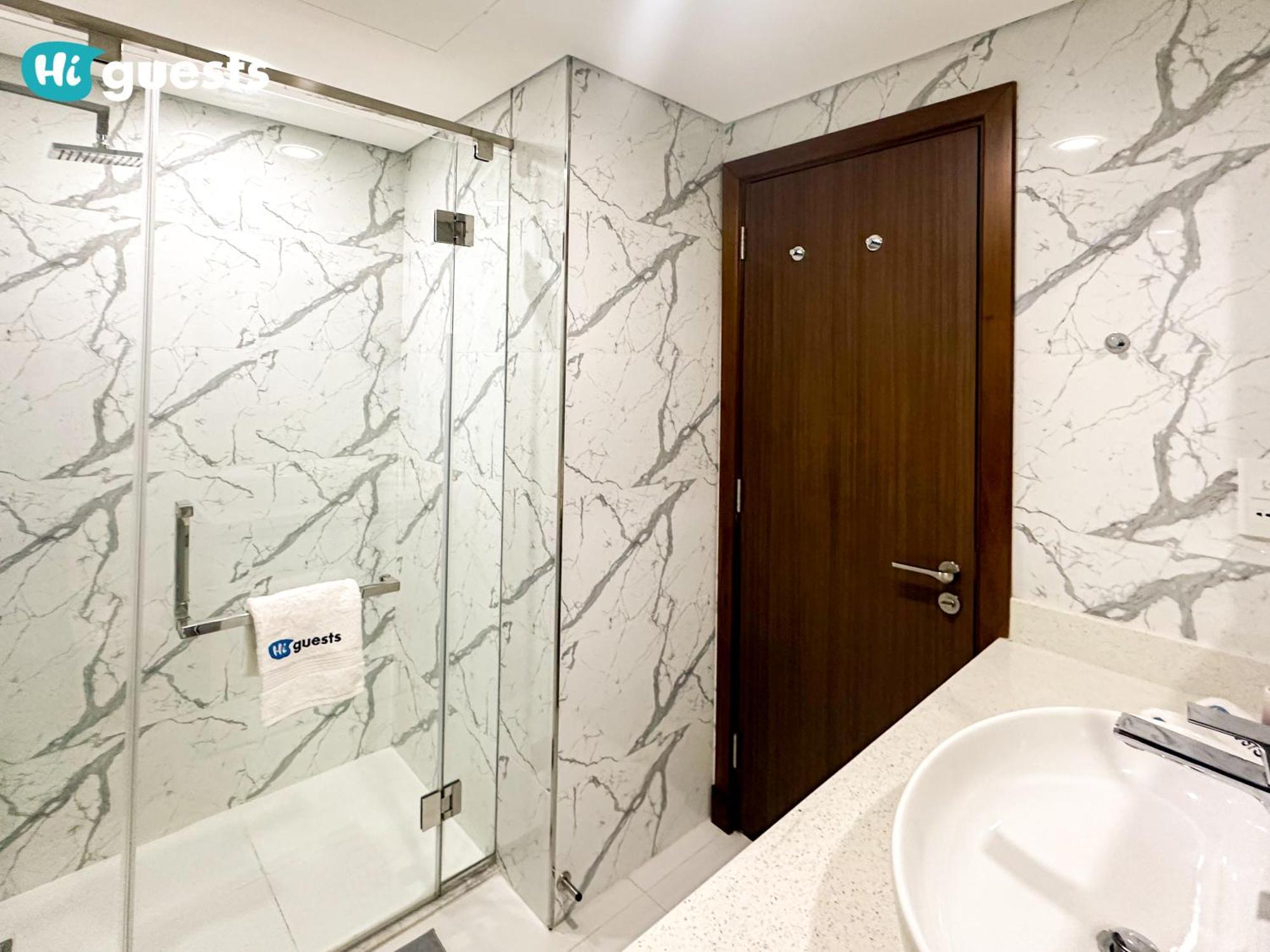 Higuests - Stylish Urban Escape In Waves Tower By Kasco * Dubai