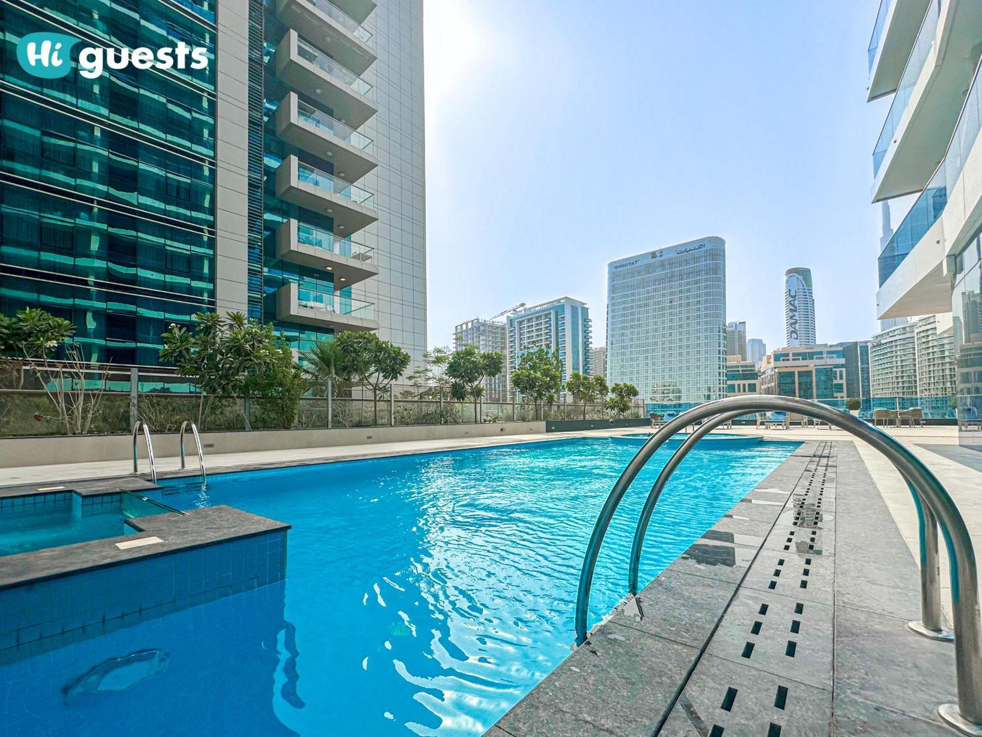 Apartment Higuests - Stylish Urban Escape In Waves Tower By Kasco *