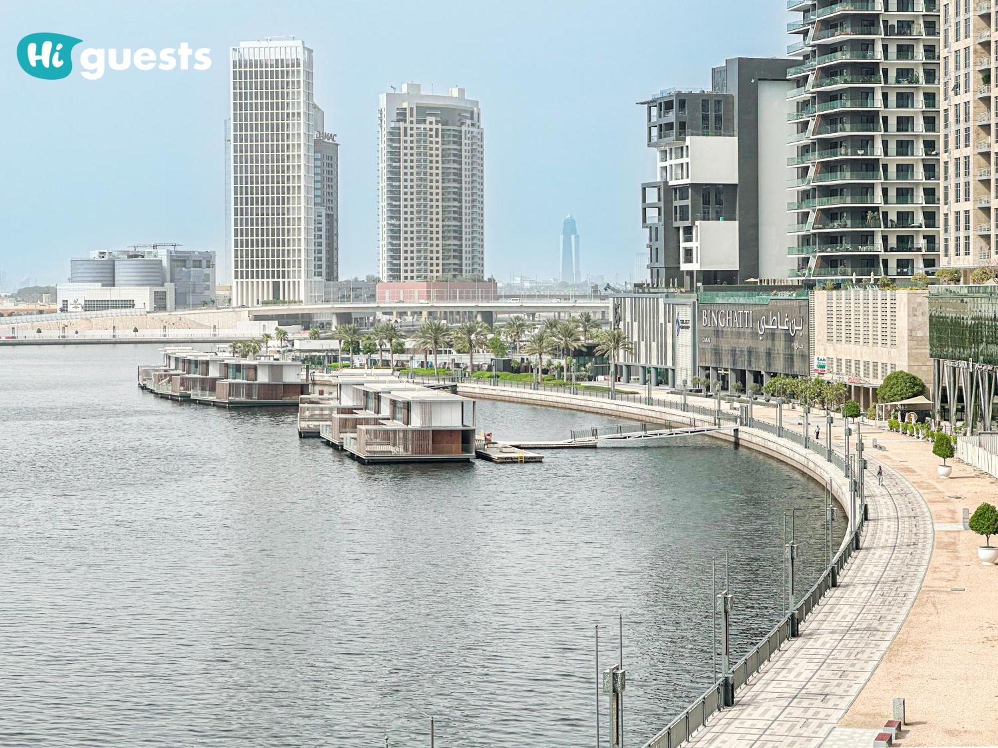 Apartment Higuests - Stylish Urban Escape In Waves Tower By Kasco Dubai