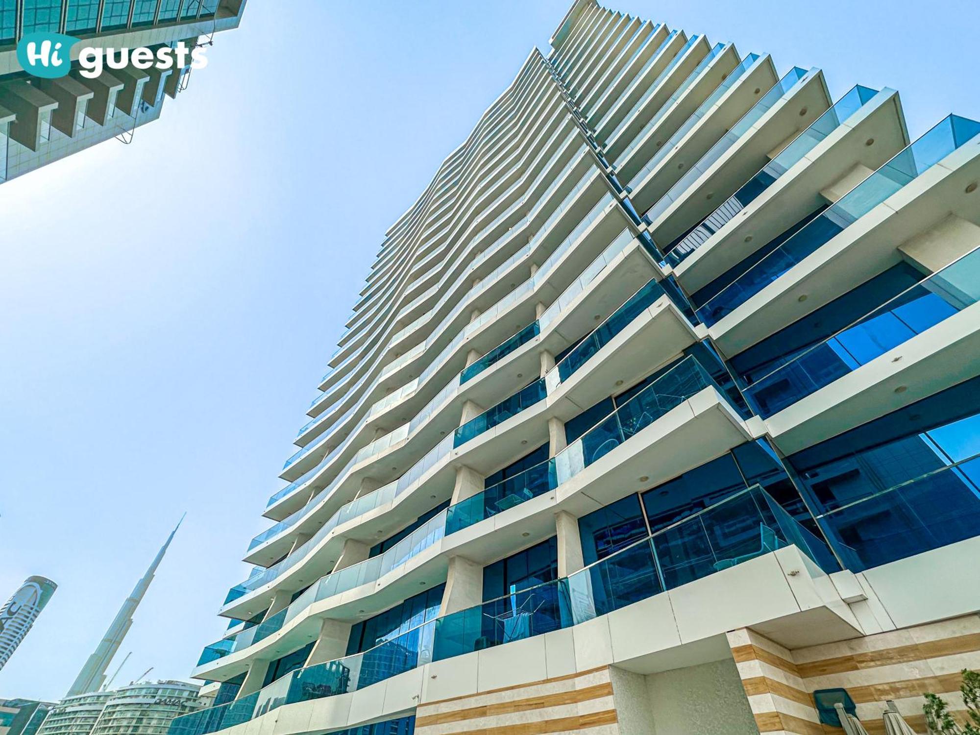 Higuests - Stylish Urban Escape In Waves Tower By Kasco Apartment