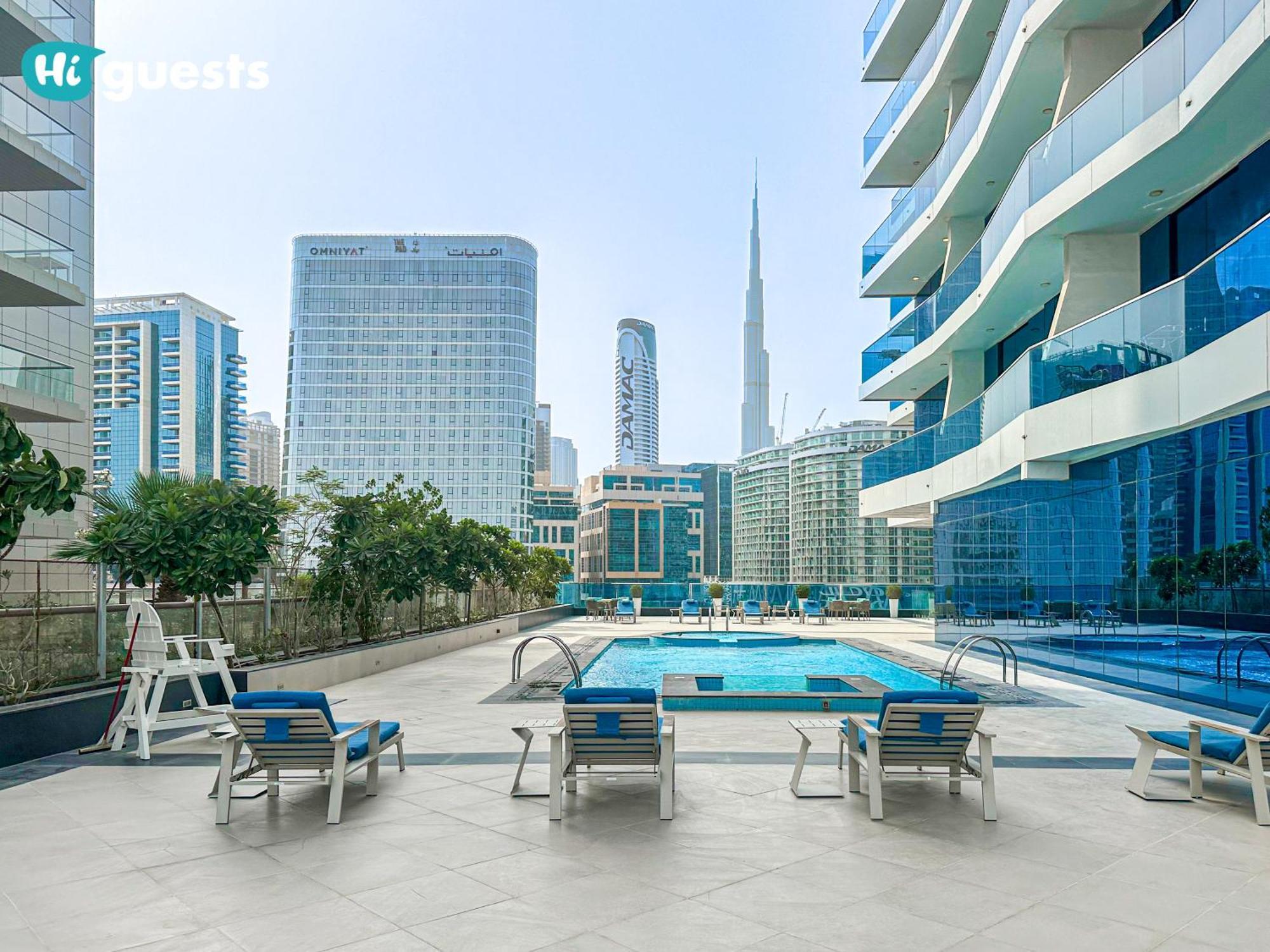Apartment Higuests - Stylish Urban Escape In Waves Tower By Kasco