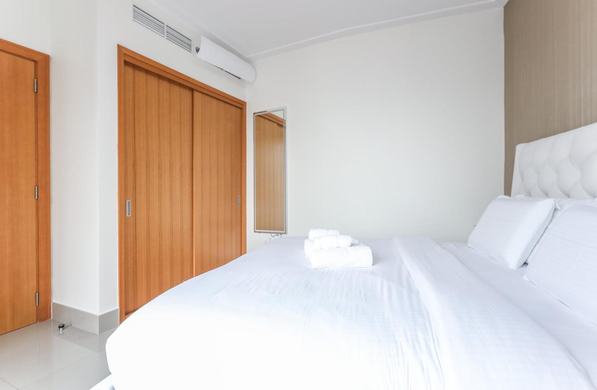 Elite Lux Homes - Exclusive 1 Bhk At Opera Grand Downtown Apartment