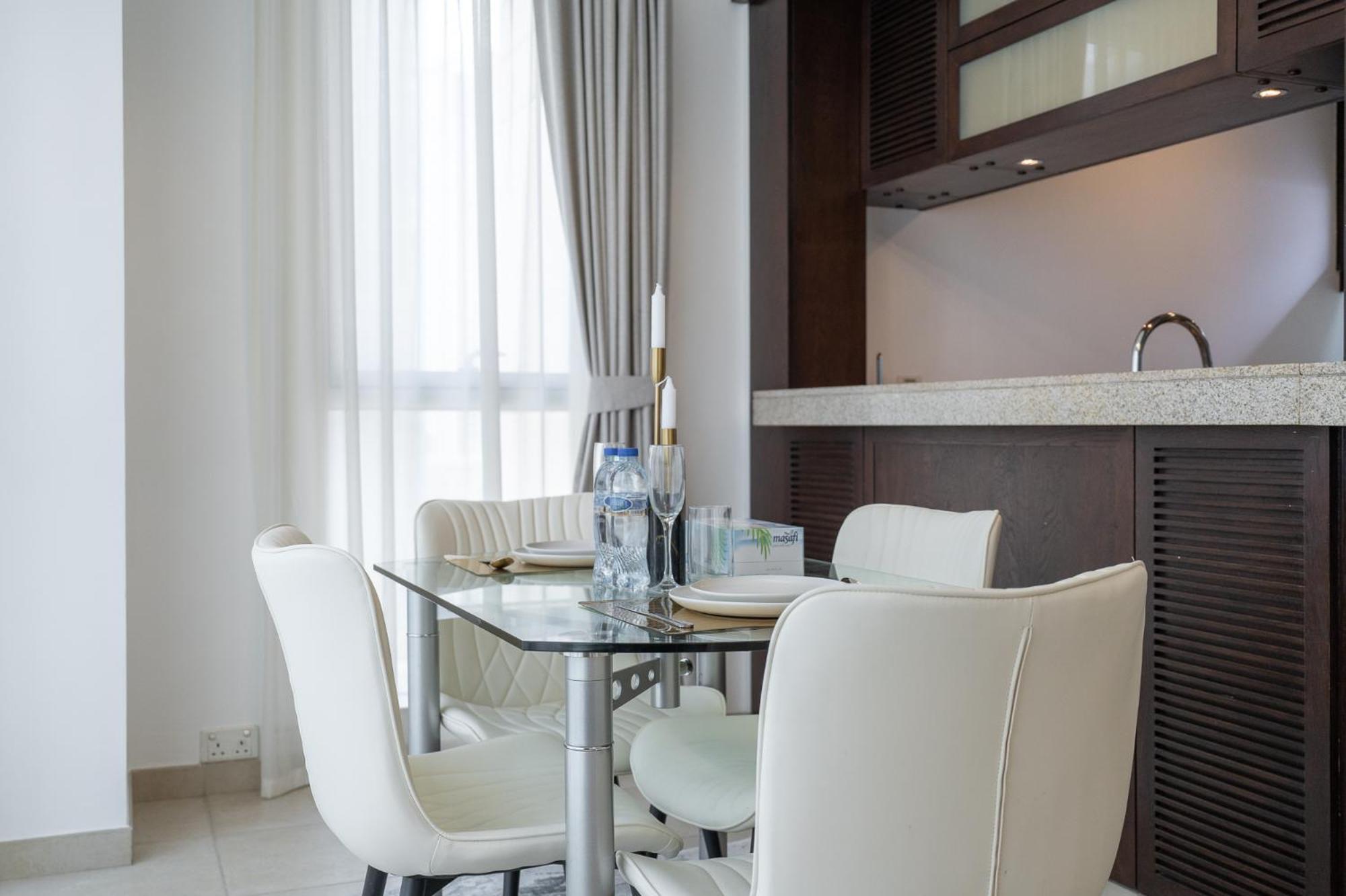 Apartment Charming 1br - Downtown, *