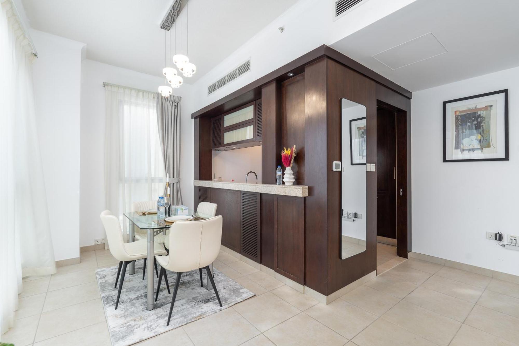 Apartment Charming 1br - Downtown, Dubai
