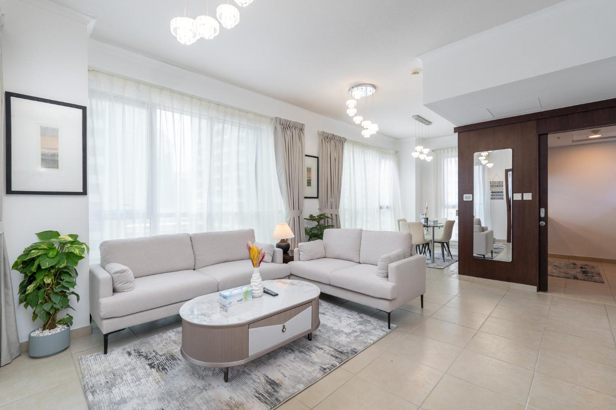 Charming 1br - Downtown,