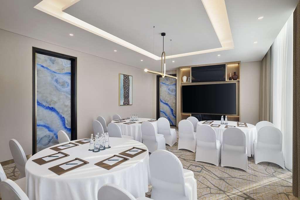 Embassy By Hilton Business Bay * Dubai